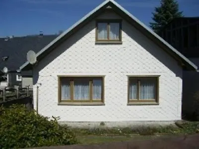 Freistehendes In Ruhiger Lage * Grossbreitenbach